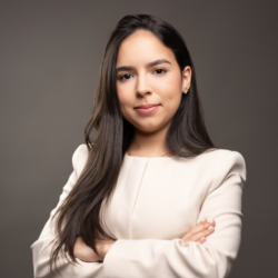 Karla Ortiz.